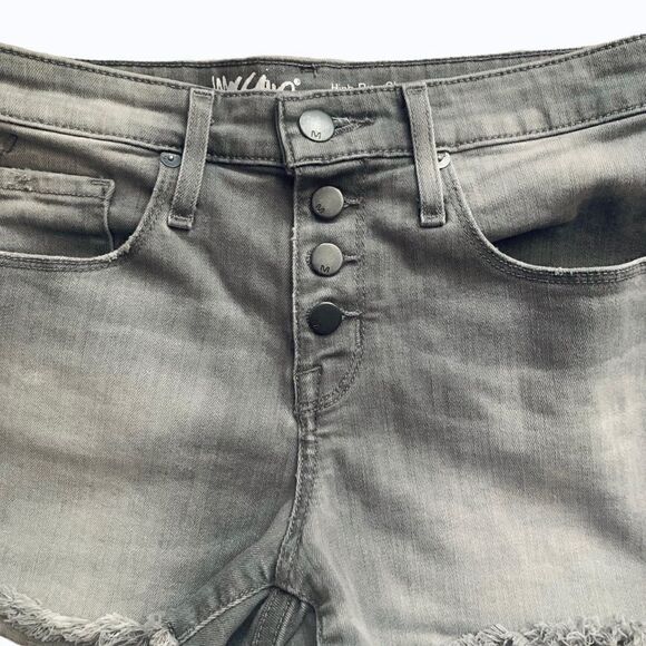 Mossimo Gray Washed High Rise Denim Stretch Shorts Size 26 - Picture 2 of 5